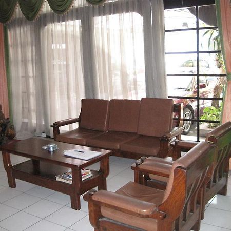 Sekar Sari Inn Кута Екстер'єр фото