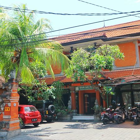 Sekar Sari Inn Кута Екстер'єр фото