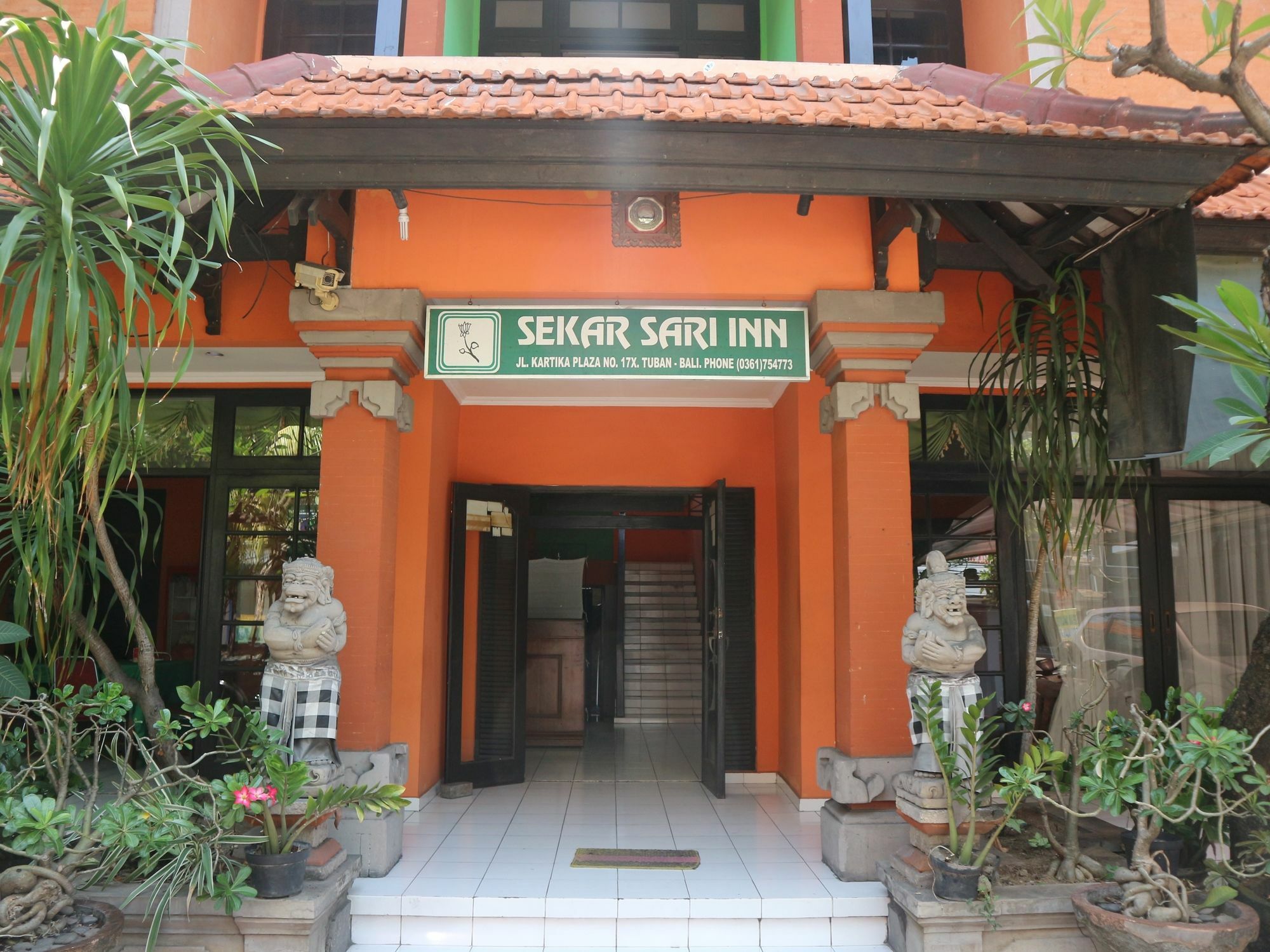 Sekar Sari Inn Кута Екстер'єр фото